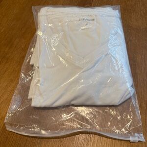 DEVOPS White 2 Pack V-Neck T-Shirt UPF 50+ NEW Medium